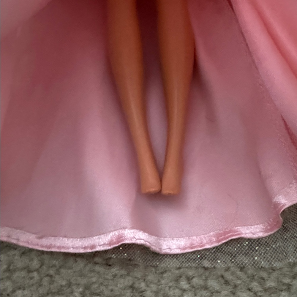 Rapunzel Barbie 1997 - Picture 5 of 6